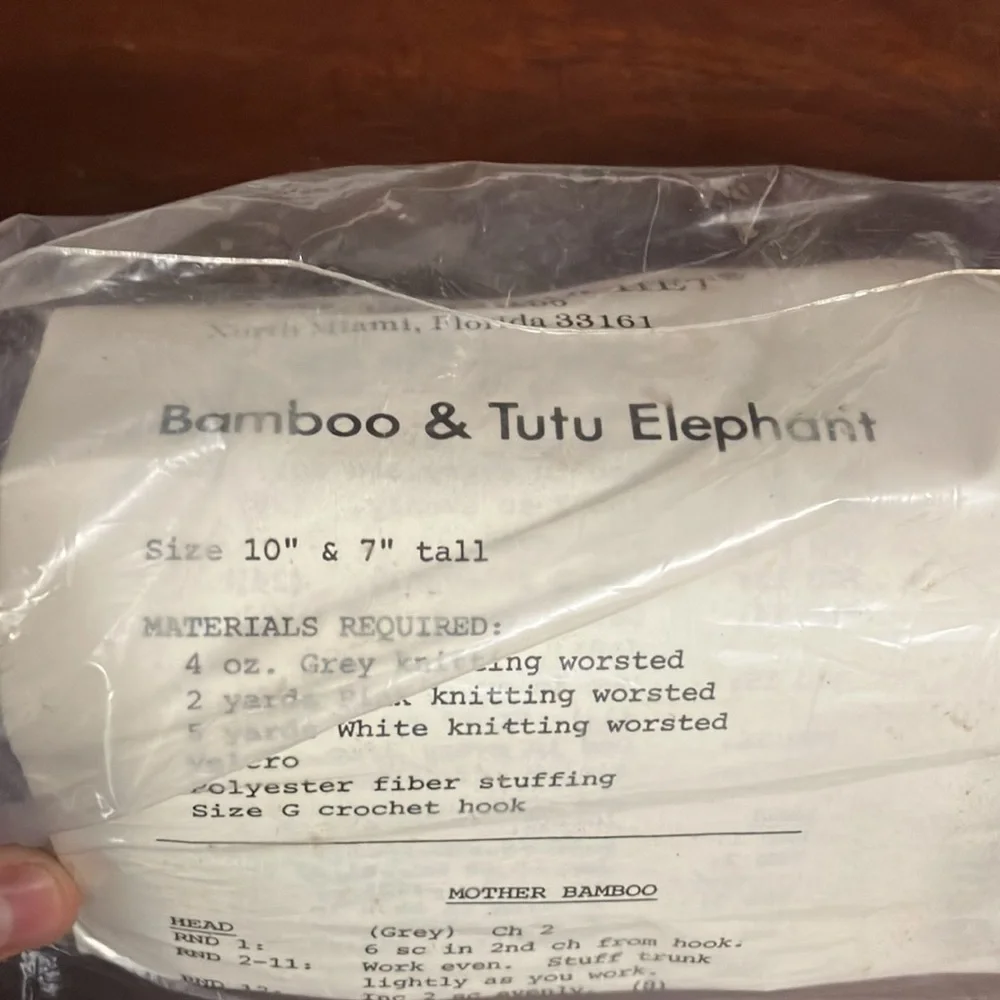 NOS Vintage 1982 Enchanted Crochet 510 Bamboo & Tutu Elephant Kit